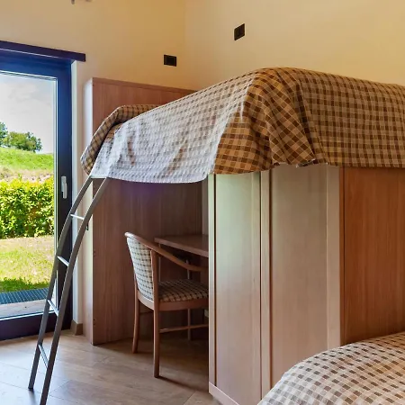 Prázdninový dům Spacious Holiday In With Garden Scanno