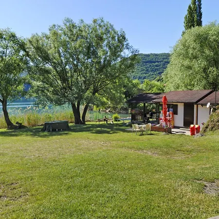 Prázdninový dům Spacious Holiday In With Garden *